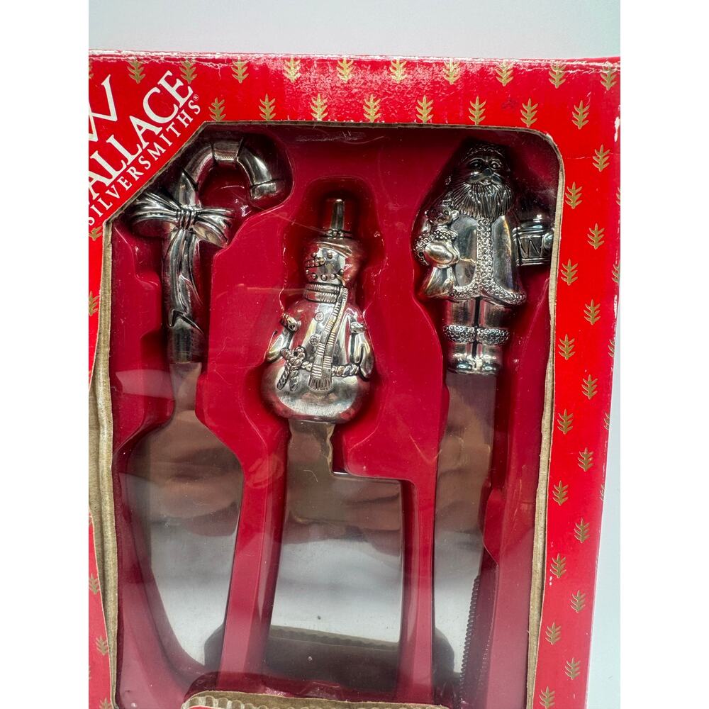 Wallace Silversmiths 3pc Christmas Cheese Set Silverplate/Stainless Vintage 1998